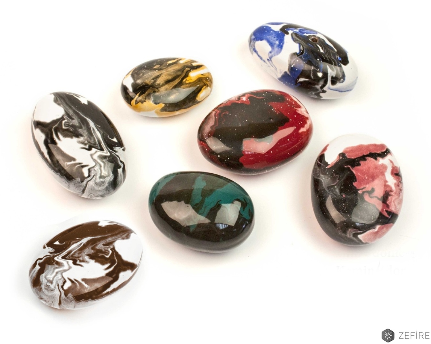 Декоративные керамические камни цветные с узором 14 шт